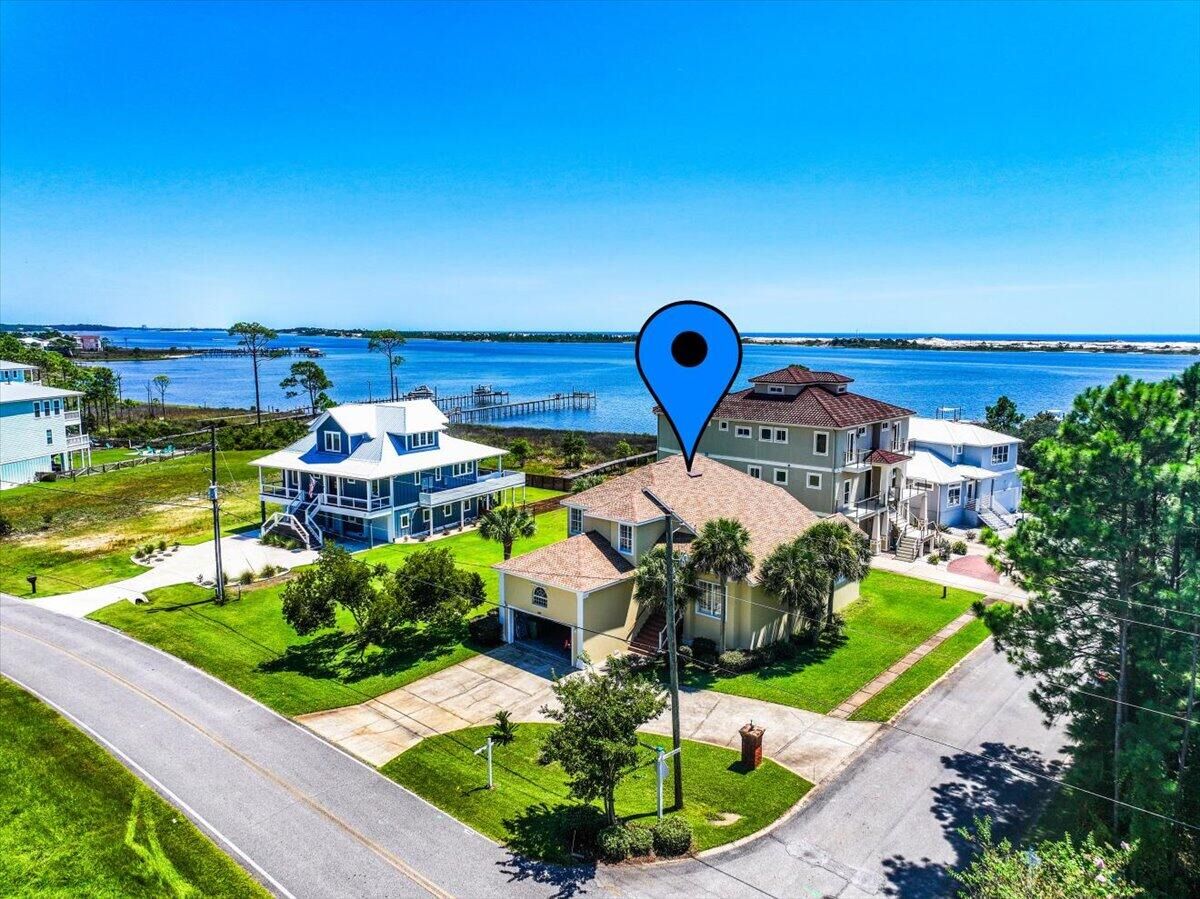 Property Photo:  564 Parish Boulevard  FL 32569 