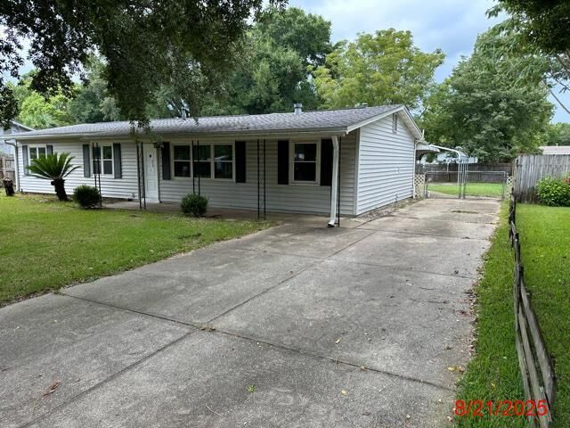 Property Photo: 35 NW Maples Street FL 32548