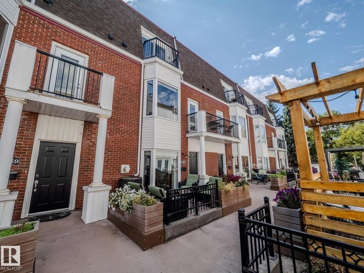 9767 93 Street NW  Edmonton AB T6C 2C5 photo