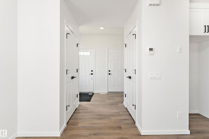 Property Photo: 1113 Cristall Crescent SW AB T6W 2Z1