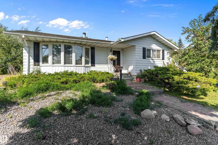 Property Photo: 7216 33 Avenue NW AB T6K 1K3