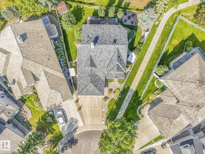 Photo de la propriété: 223 Ormsby Road East NW AB T5T 5X5