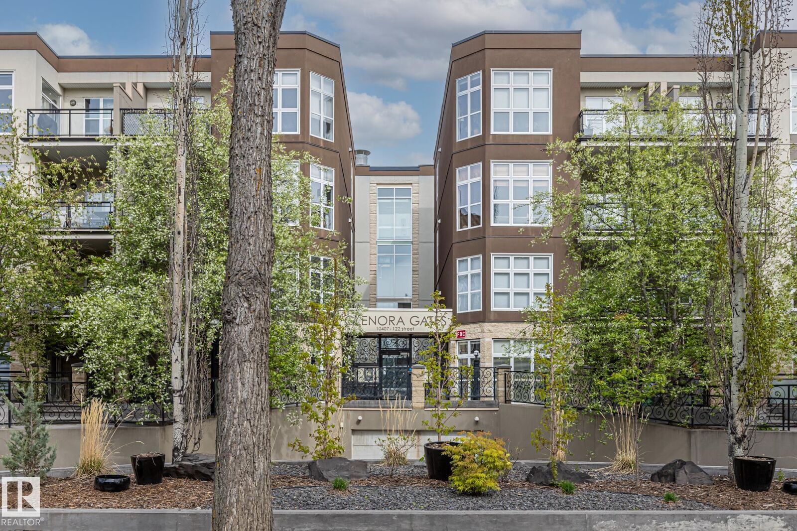 Property Photo: 10403 122 Street NW 143 AB T5N 4C1