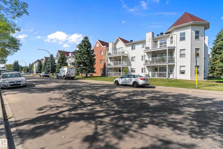 Property Photo: 6220 Fulton Road NW 215 AB T6A 3T4