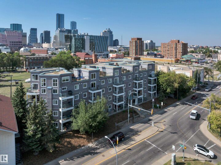Property Photo: 10118 95 Street NW 408 AB T5H 4R6