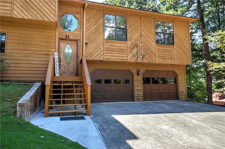 Property Photo: 21 Chestnut Ridge Drive NE GA 30121