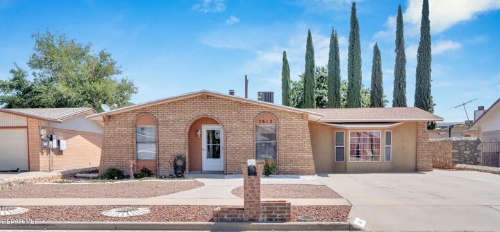 2612 Lake Victoria Drive  El Paso TX 79936 photo