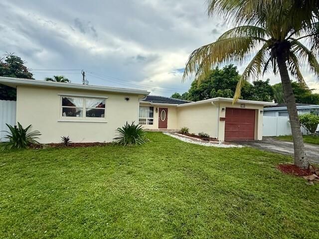 7140 SW 16th St  Pembroke Pines FL 33023 photo