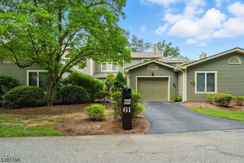 Property Photo:  61 Old Fourth Dr  NJ 07438 