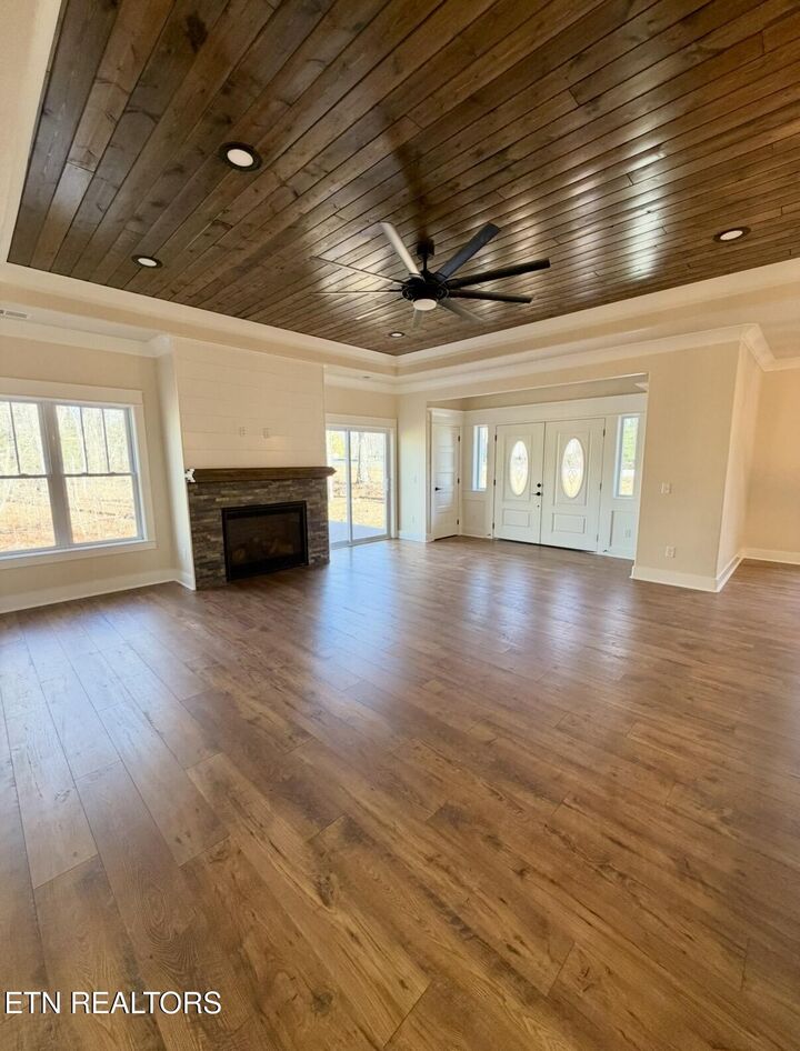 Property Photo: 414 Beachwood Drive TN 38558