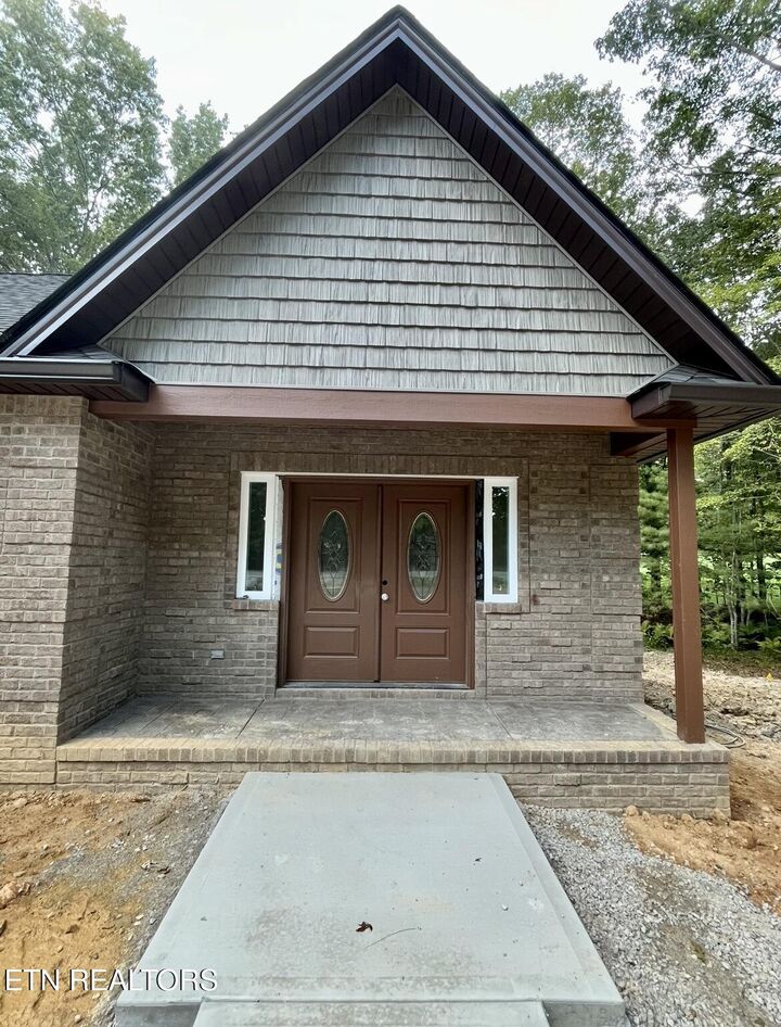 Property Photo:  414 Beachwood Drive  TN 38558 
