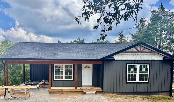 Property Photo:  170 Granby Ln  TN 37752 