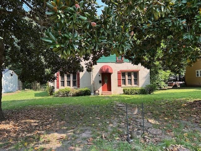 Property Photo: 411 Colonial TX 75652