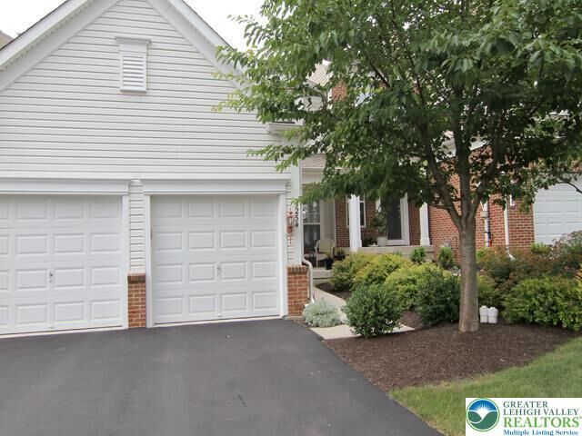 Property Photo:  5254 Blue Sky Drive  PA 18069 