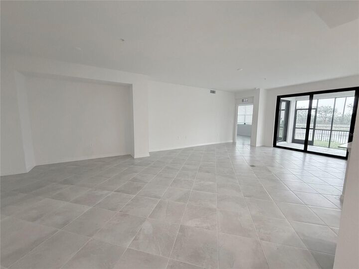 Property Photo: 5624 Summit Pointe Circle 104 FL 34210