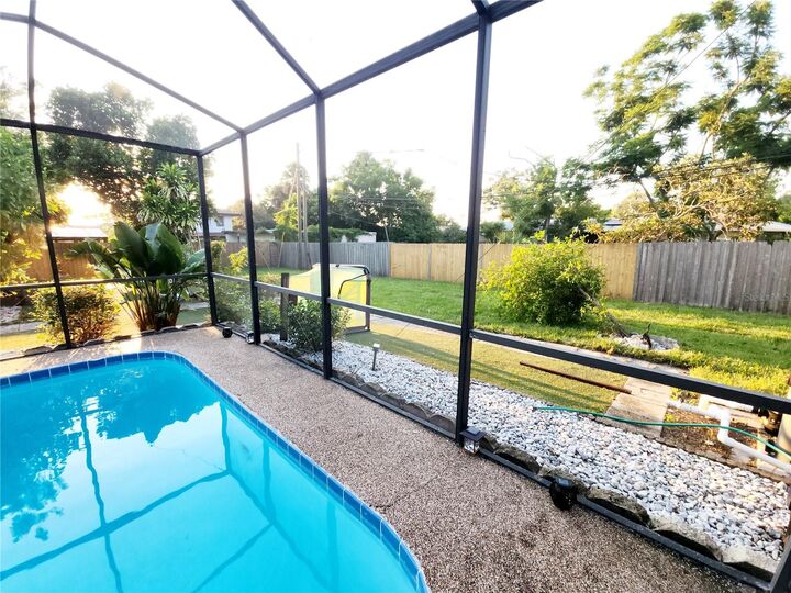 Property Photo: 1466 Jacaranda Circle S FL 33755