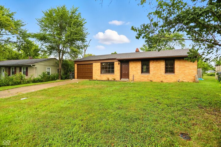 Property Photo: 6672 E 43rd Place IN 46226