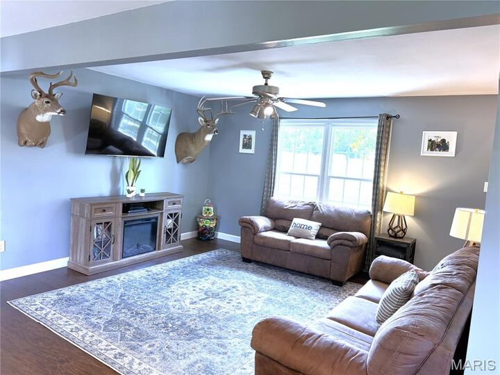 Property Photo:  848 Homestead Lane  MO 63089 