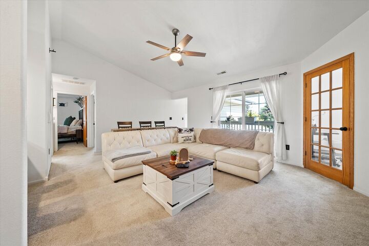 Property Photo: 1479 Garay Ln 204 WI 53074