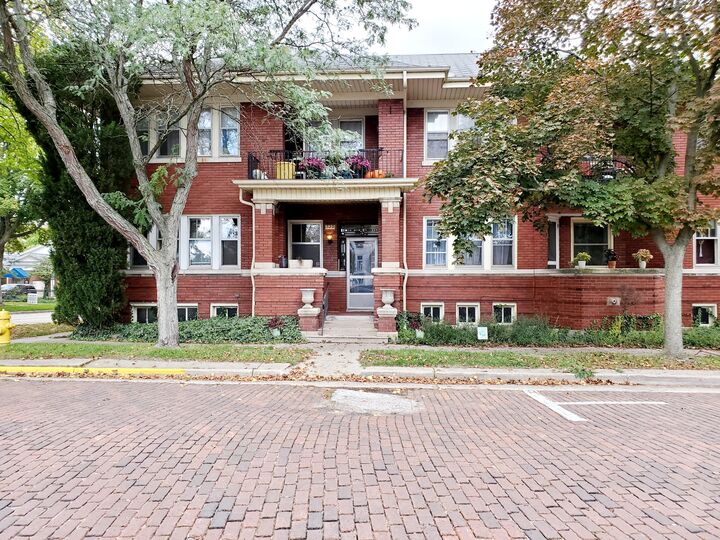 520 S State Street  St. Joseph MI 49085 photo