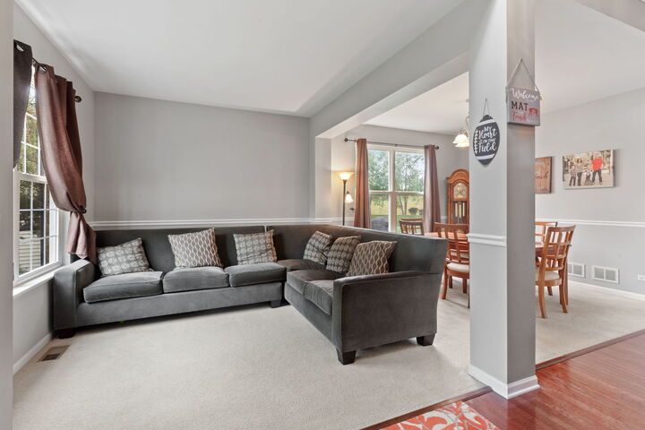 Property Photo:  3383 Sonoma Circle  IL 60156 
