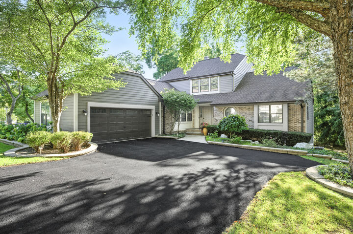 613 White Oak Lane  Bartlett IL 60103 photo