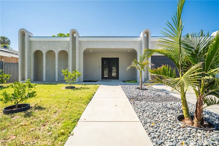 Property Photo: 22046 Kinzie Street CA 91311