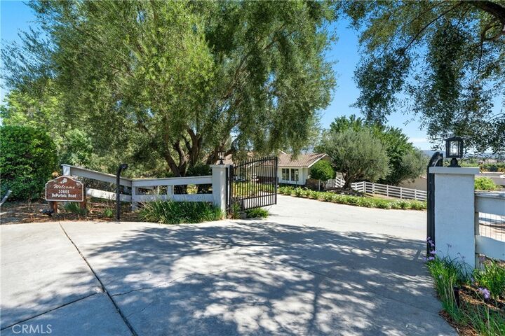 Property Photo: 30605 De Portola Road CA 92592