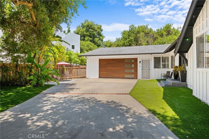 22959 Humming Bird Way  Calabasas CA 91302 photo