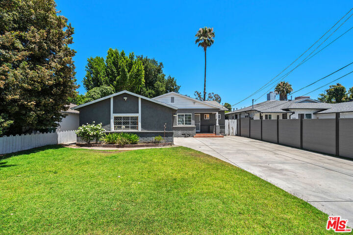 Property Photo:  5630 Radford Avenue  CA 91607 