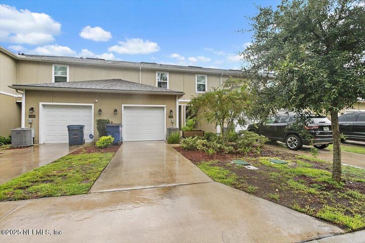 Property Photo:  86472 Shortline Circle  FL 32097 