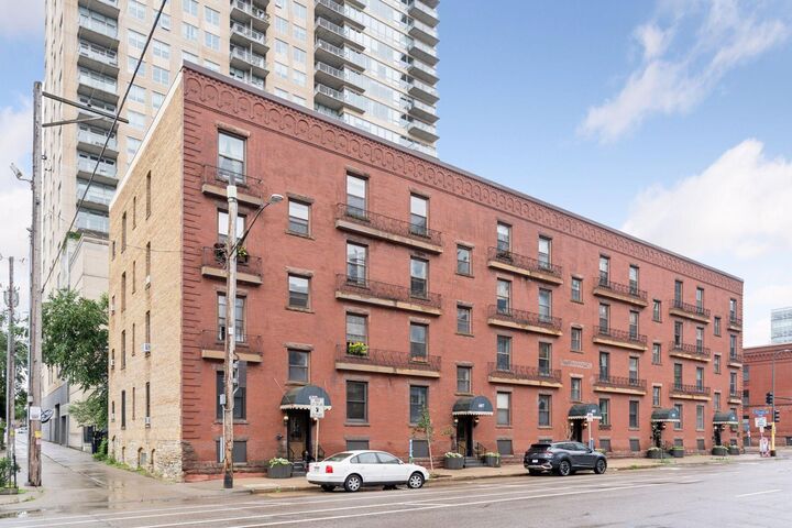 Property Photo: 601 S 9th Street 3 MN 55404