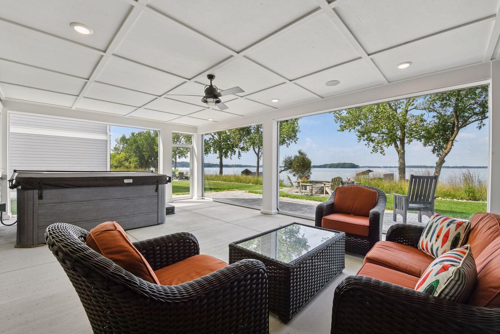Property Photo:  155 Lakeshore Circle  MN 55387 
