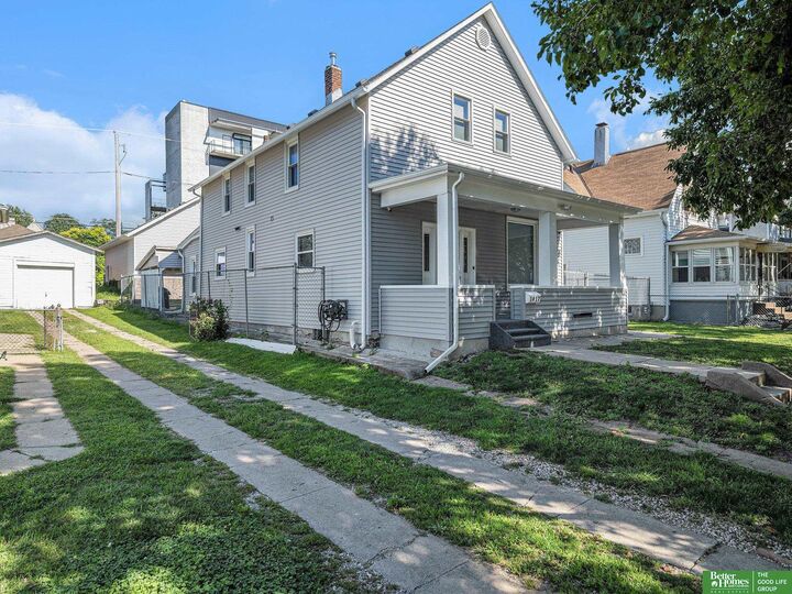 Property Photo:  1417 S 11th Street  NE 68108 