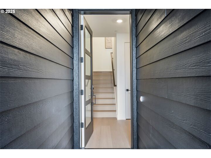 Property Photo: 3998 NW 64th Ave L 20 WA 98607