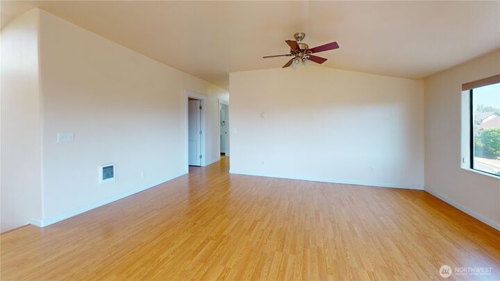 Property Photo:  3010 E Spruce Street B  WA 98122 