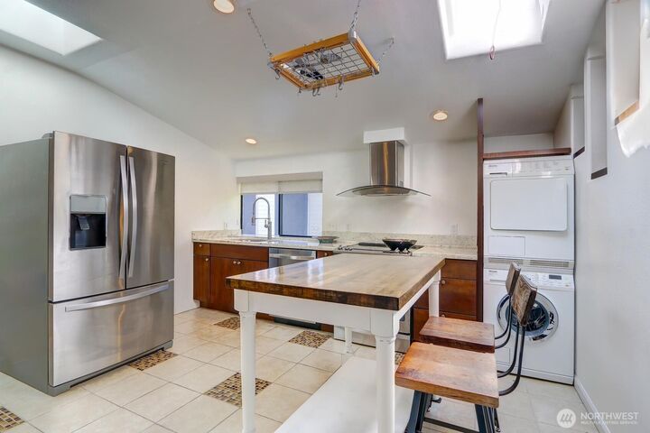 Property Photo: 3010 E Spruce Street B WA 98122