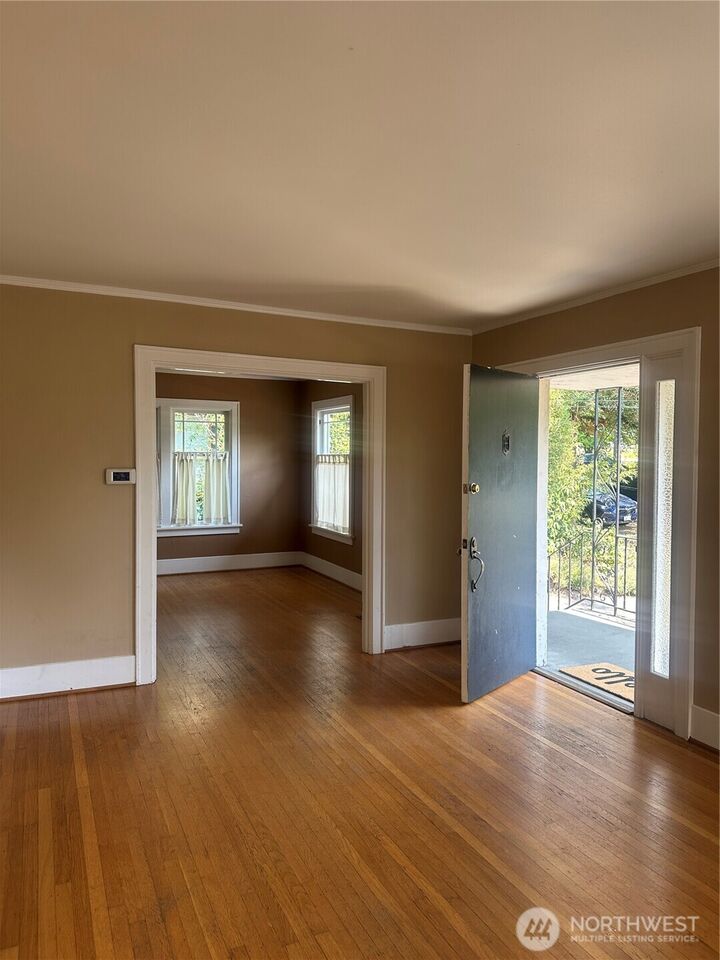 Property Photo:  5765  26th Avenue NE  WA 98105 