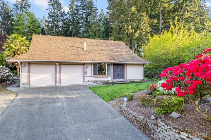Property Photo: 9230 119th Street E WA 98373