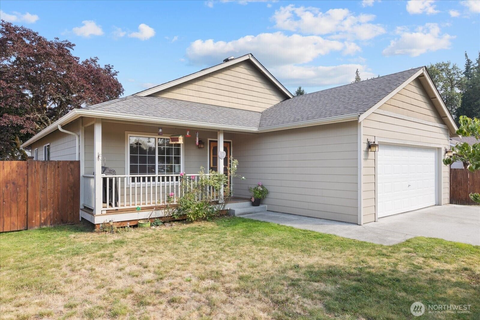 Property Photo: 20731 Grove Place NE WA 98223