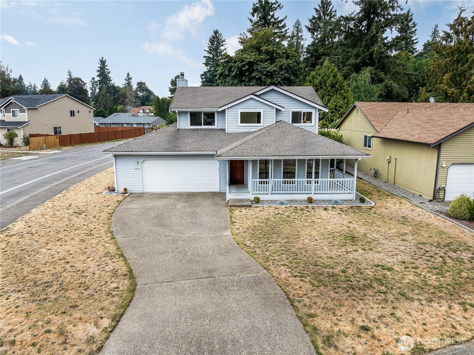 Property Photo: 19908 SE 268th Street WA 98042