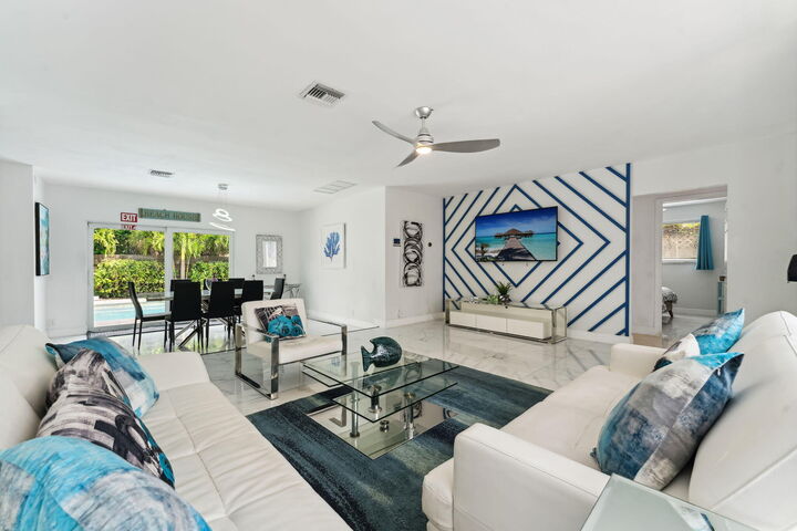 Property Photo: 1243 Garfield Street FL 33019