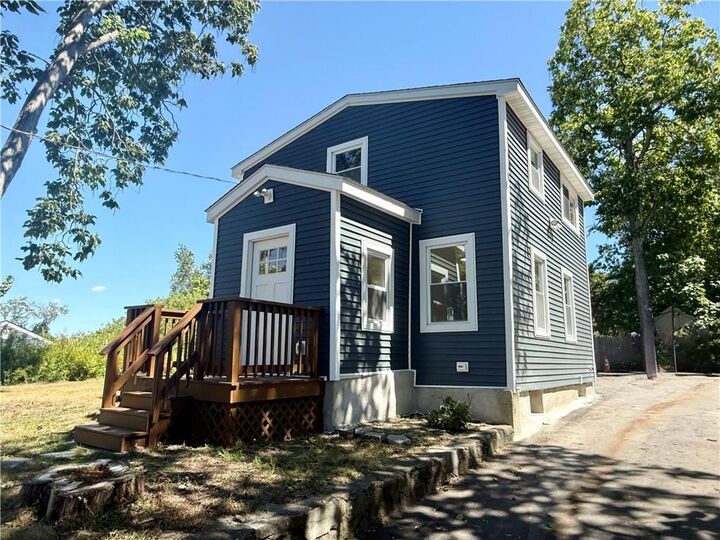 64 Ormsby Avenue  Warwick RI 02886 photo