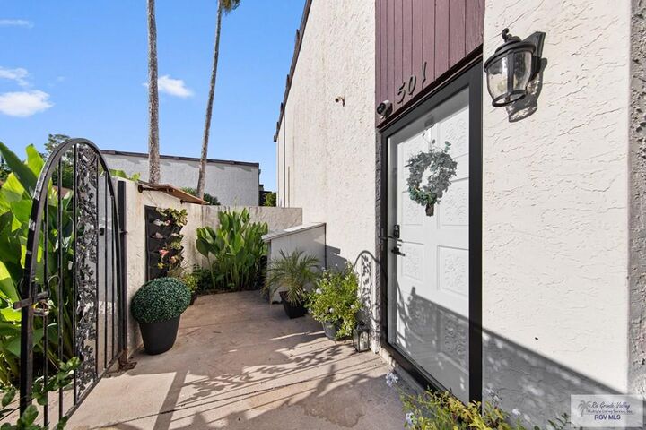 Property Photo:  401 Boca Chica Blvd. 501  TX 78520 