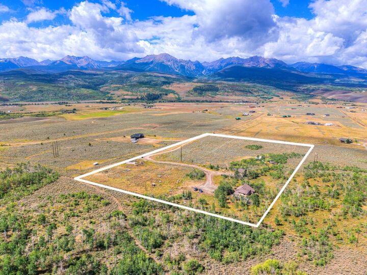 Property Photo: 1703 Elk Run Road CO 80498
