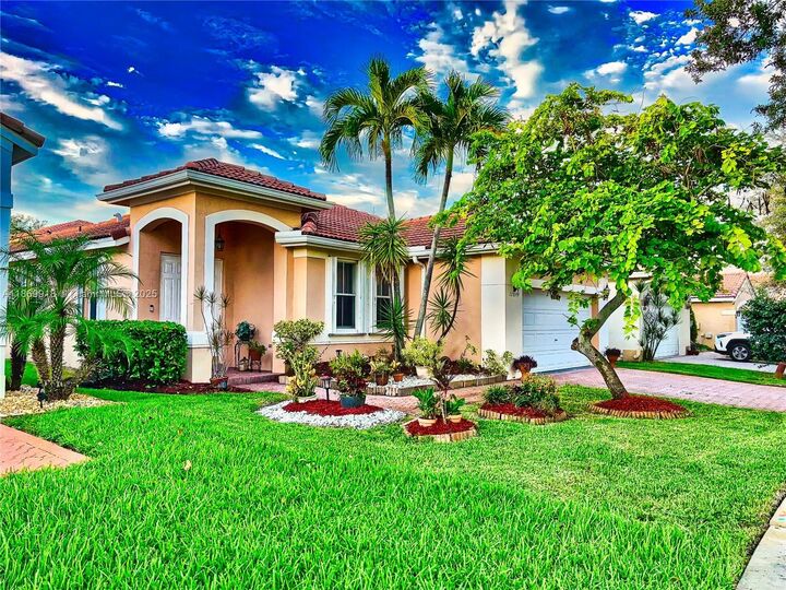 12899 SW 27th St  Miramar FL 33027 photo