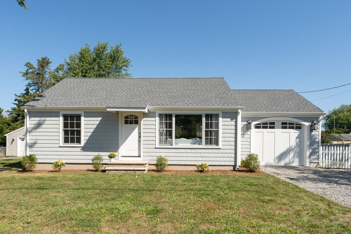 Property Photo: 16 Howard Street CT 06475
