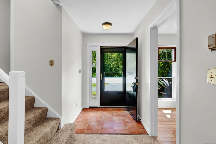 Property Photo: 5 Mallard Drive 5 CT 06032
