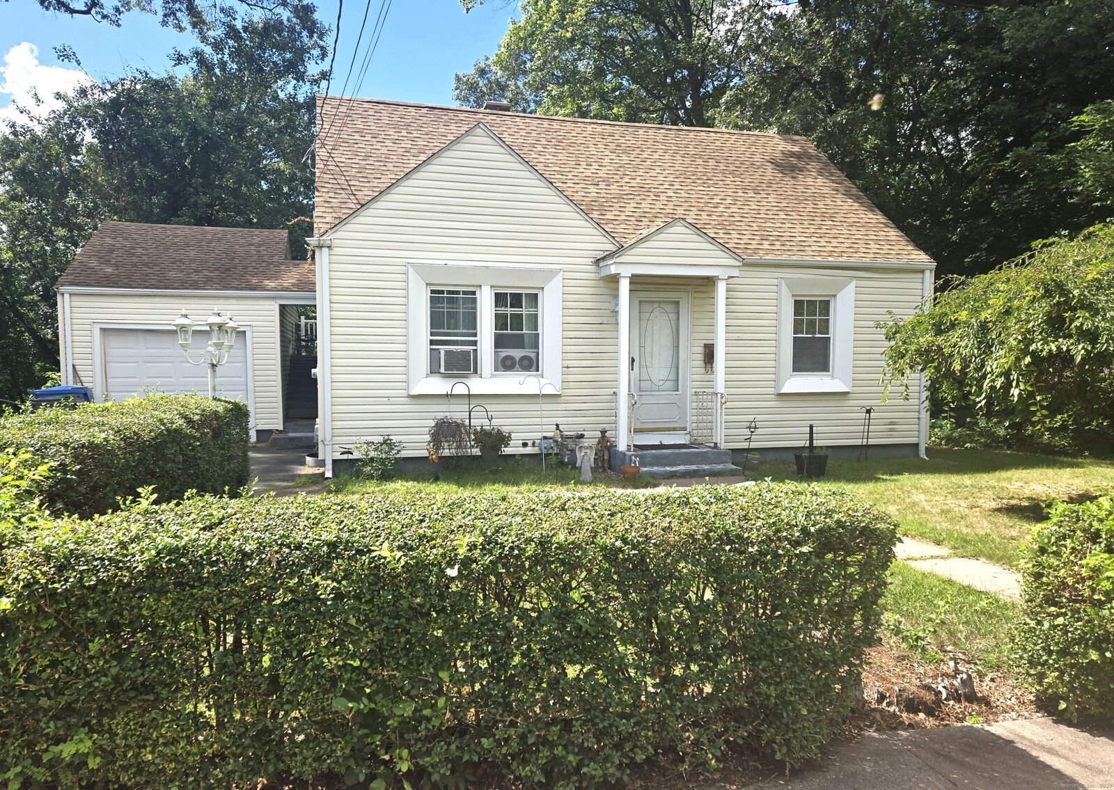 Property Photo: 22 Alpine Street CT 06040