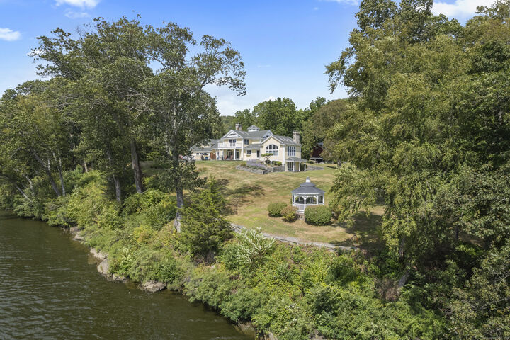 Property Photo: 291 Injun Hollow Road CT 06424